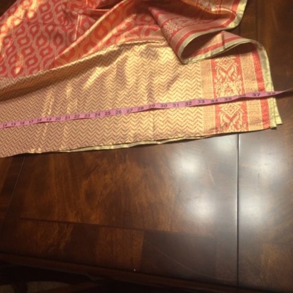 Gorgeous Printed Banarasi Style Dupatta/Scarf/Wrap/Stole - New - Picture 9 of 10